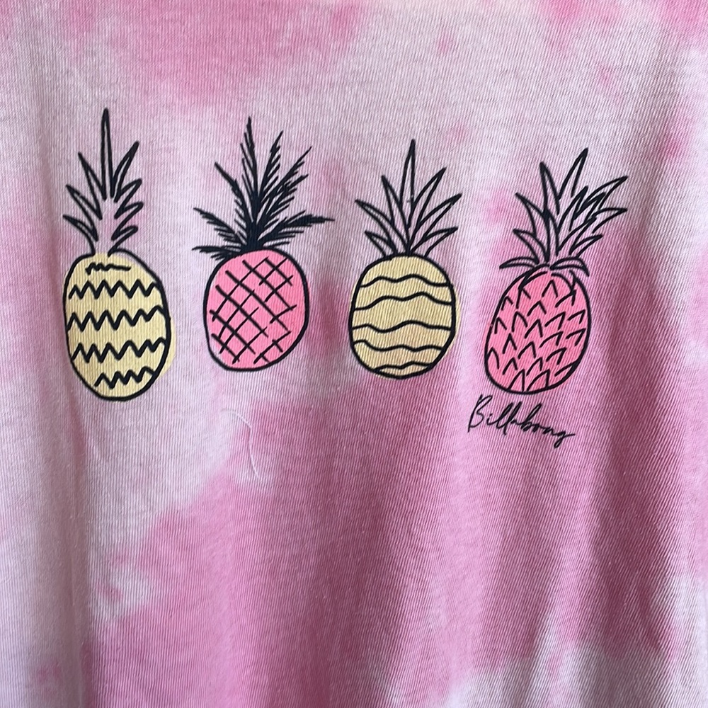 BILLABONG “Keep it Beachy” Pink T shirt with Pineapples print New w/ Tag Size L - Picture 3 of 10